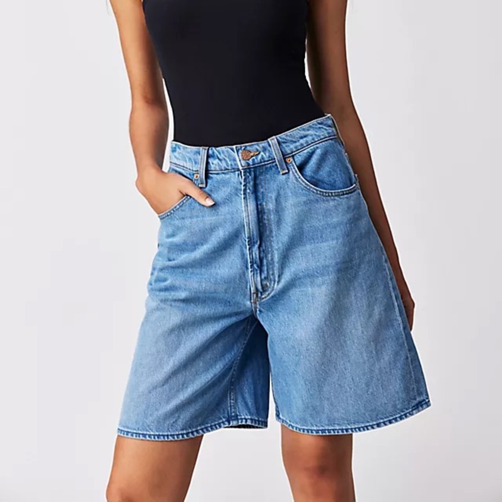 Mother Denim SNACKS! High Waisted Push-Pop Shorts - Nothing Else Like It size 28